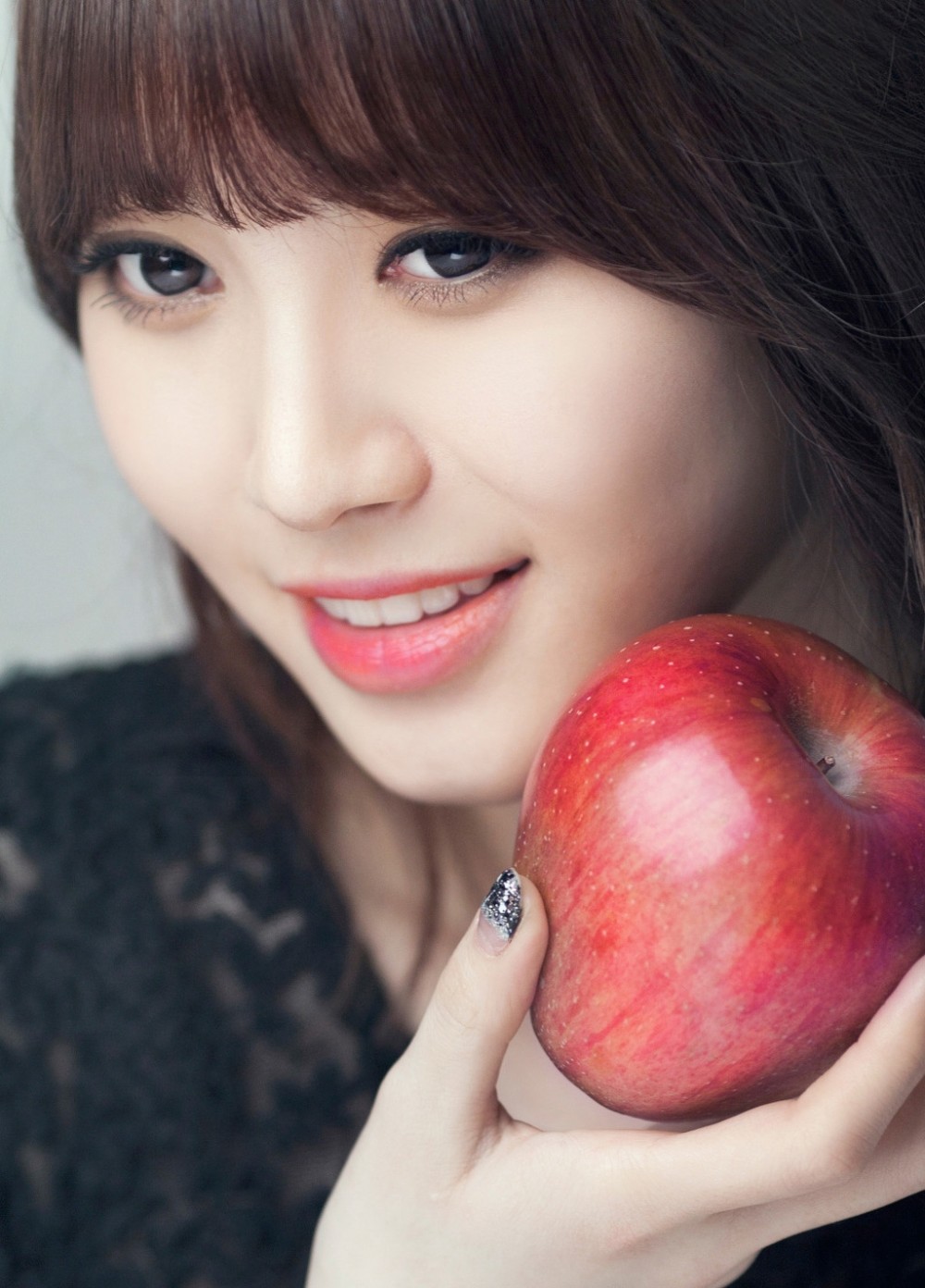 유라  화보 고화질 사진