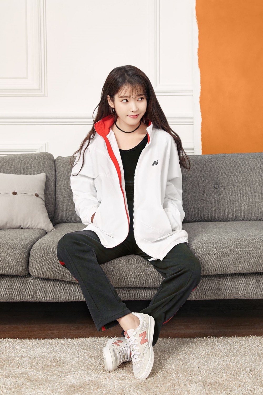 아이유 뉴발란스 화보 고화질 사진