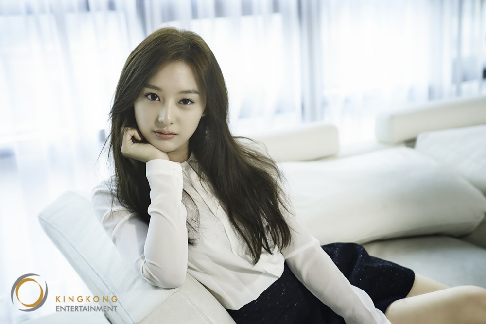 김지원  화보 고화질 사진