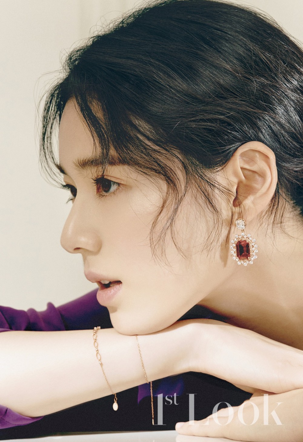 정은채 퍼스트룩 화보 고화질 사진