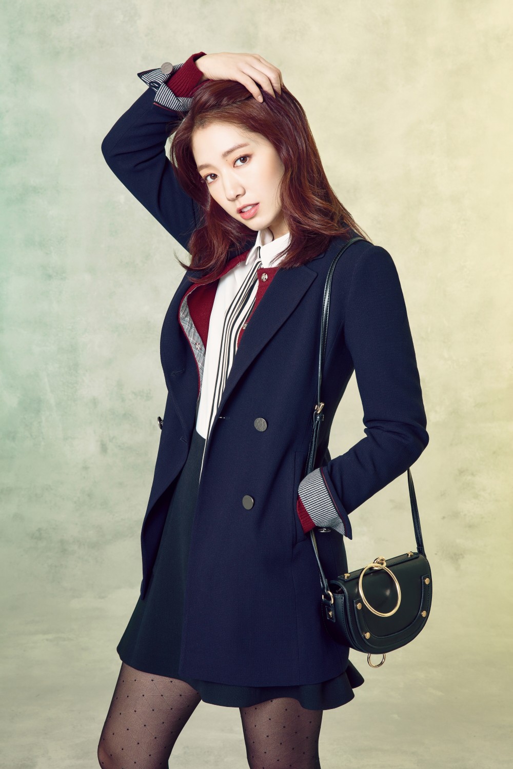 박신혜 로엠 화보 고화질 사진