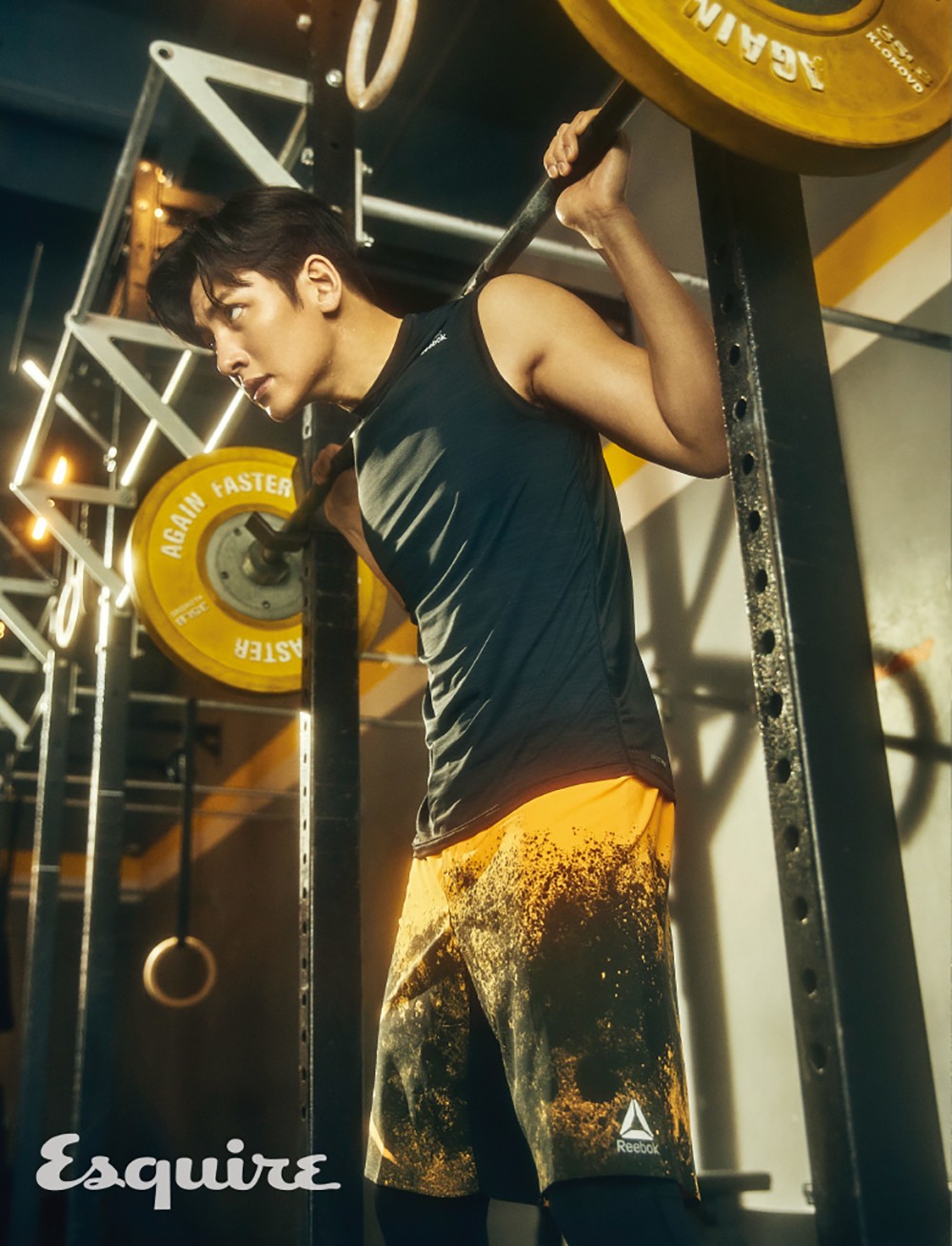 지창욱 에스콰이어 화보 고화질 사진