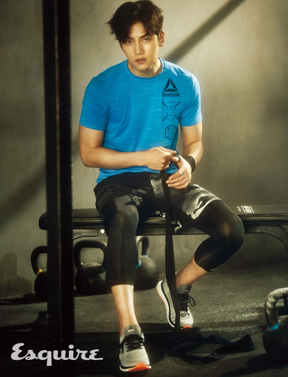 지창욱 에스콰이어 화보 고화질 사진