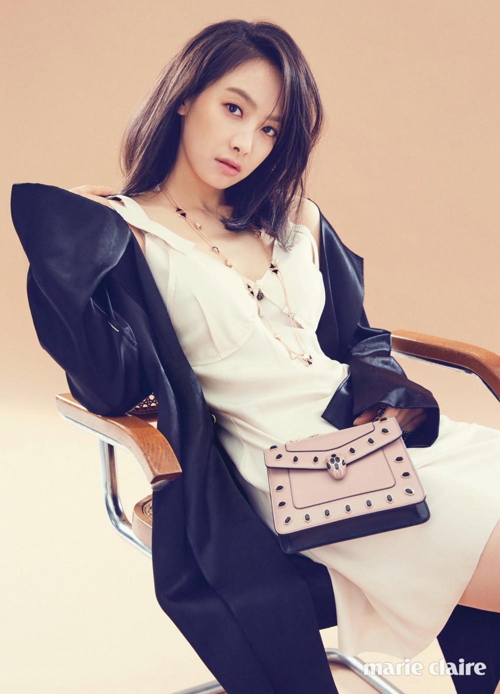 빅토리아 마리끌레르 화보 고화질 사진