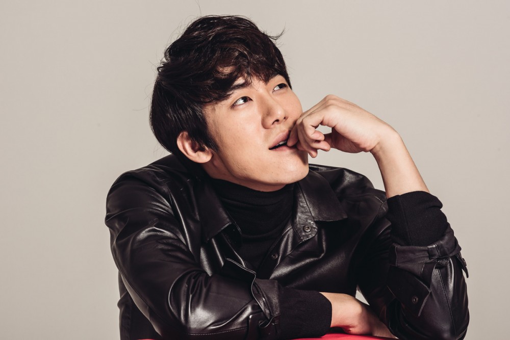 유연석  화보 고화질 사진