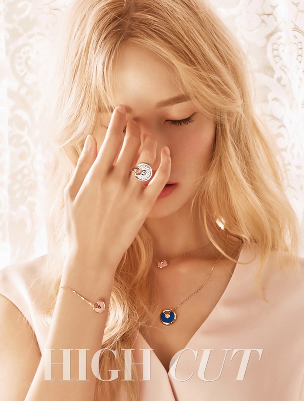 윤아 하이컷 화보 고화질 사진