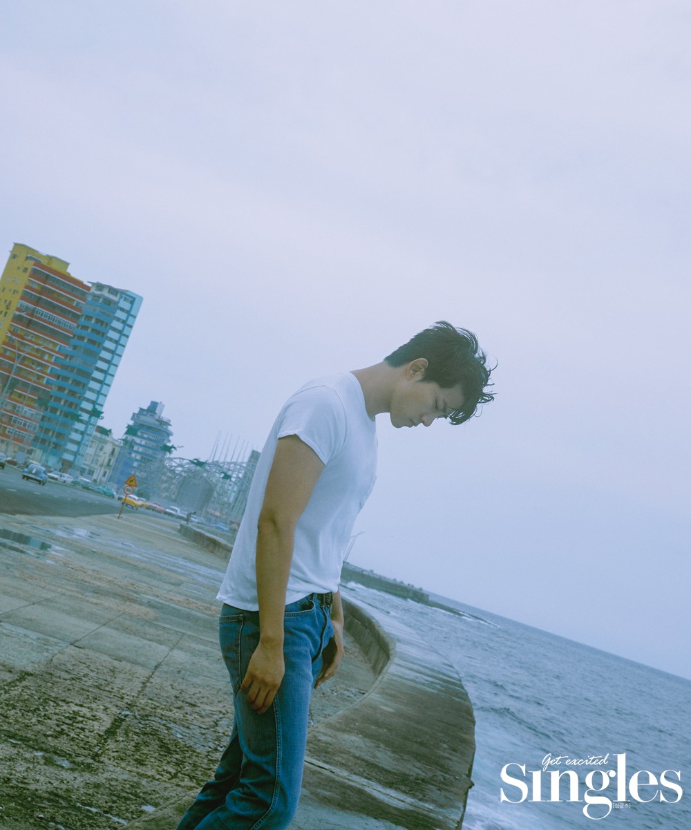 택연 싱글즈 화보 고화질 사진