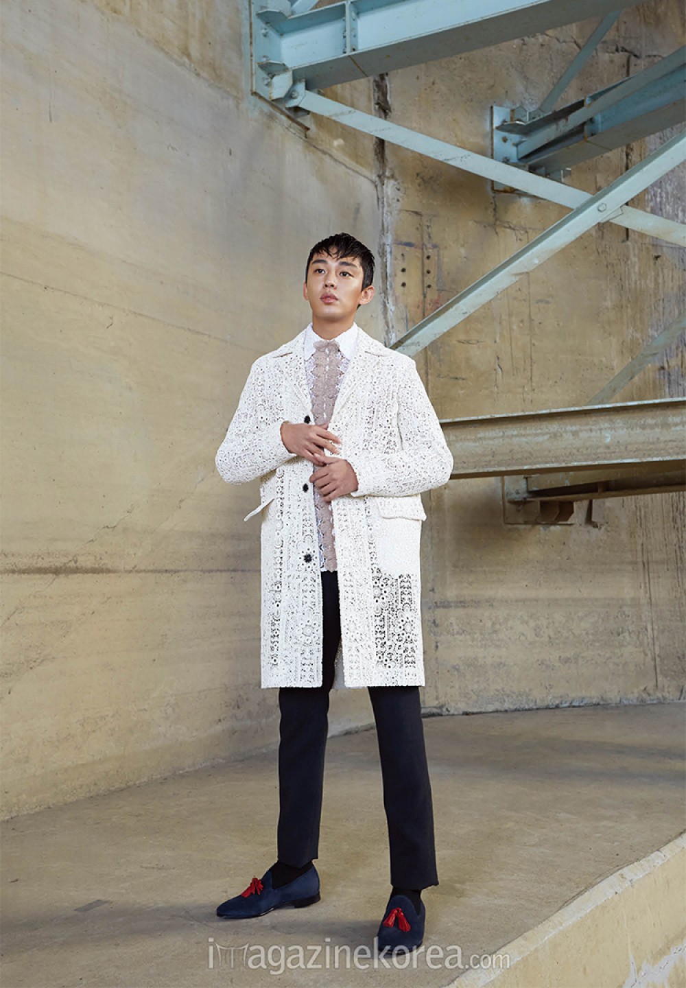 유아인  화보 고화질 사진