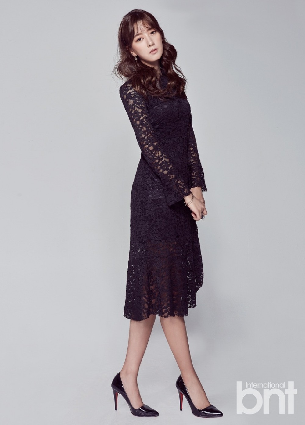 최윤소 비엔티 화보 고화질 사진