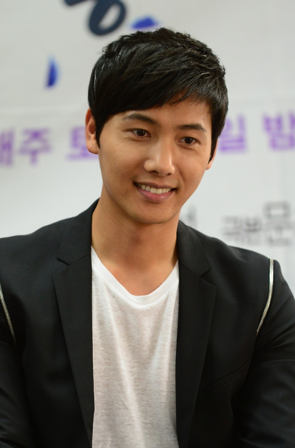 이상우  화보 고화질 사진