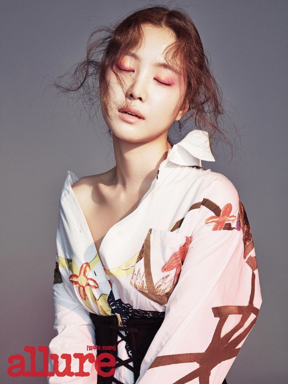 손나은 얼루어 화보 고화질 사진