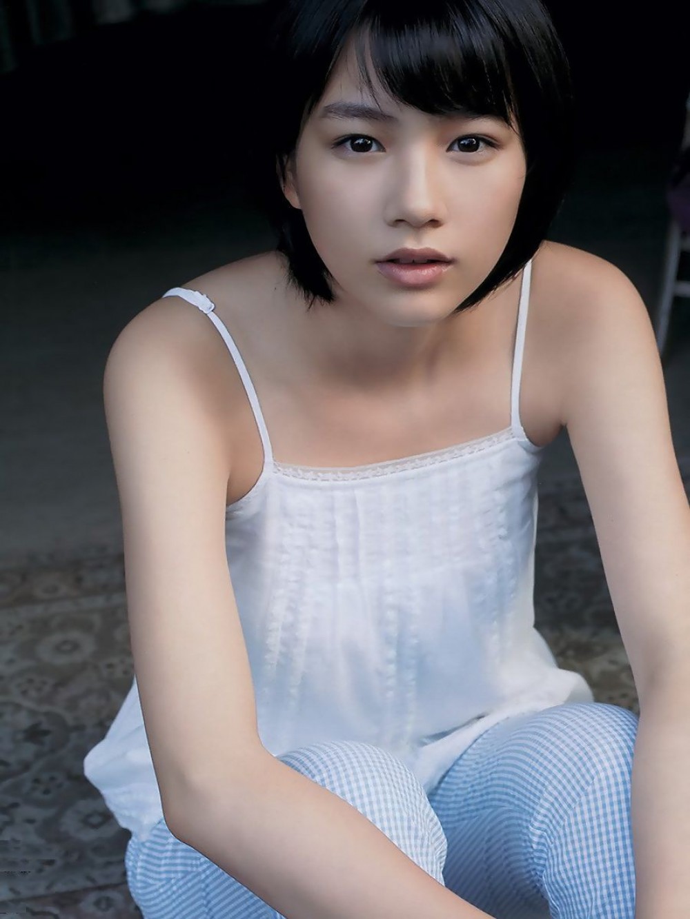 노넨 레나  화보 고화질 사진