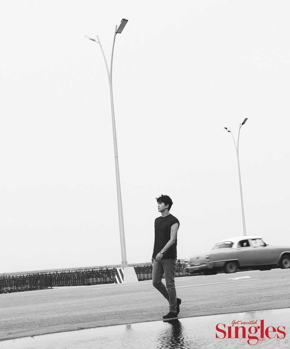 택연 싱글즈 화보 고화질 사진