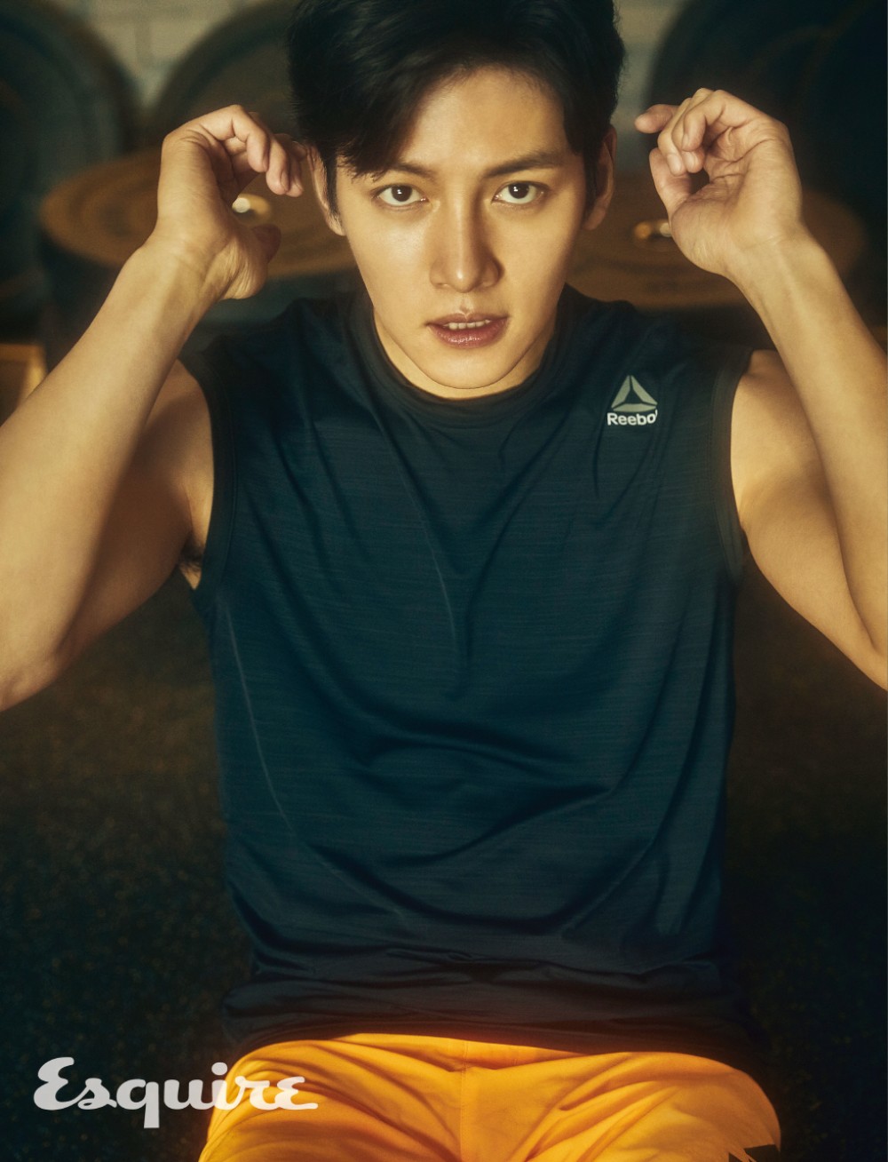 지창욱 에스콰이어 화보 고화질 사진