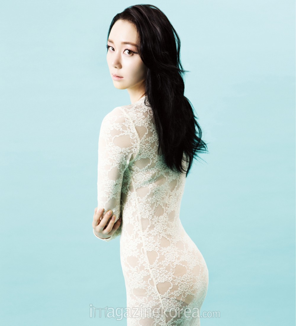 이유영  화보 고화질 사진