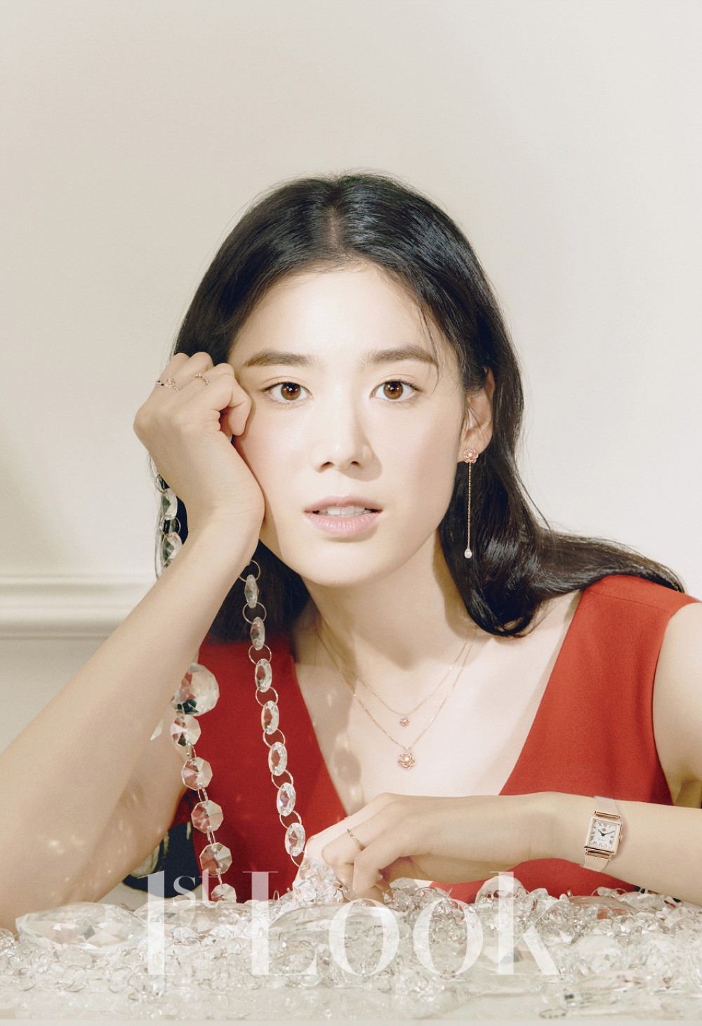 정은채 퍼스트룩 화보 고화질 사진