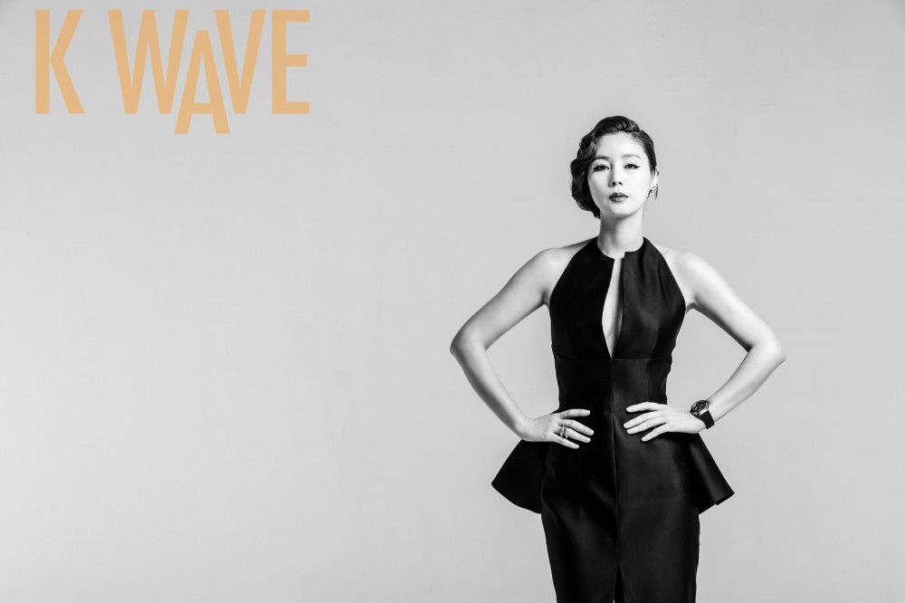 김성령 케이웨이브 화보 고화질 사진