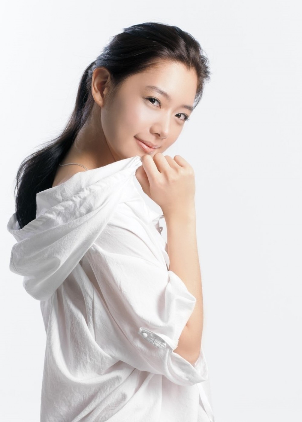 클라라  화보 고화질 사진