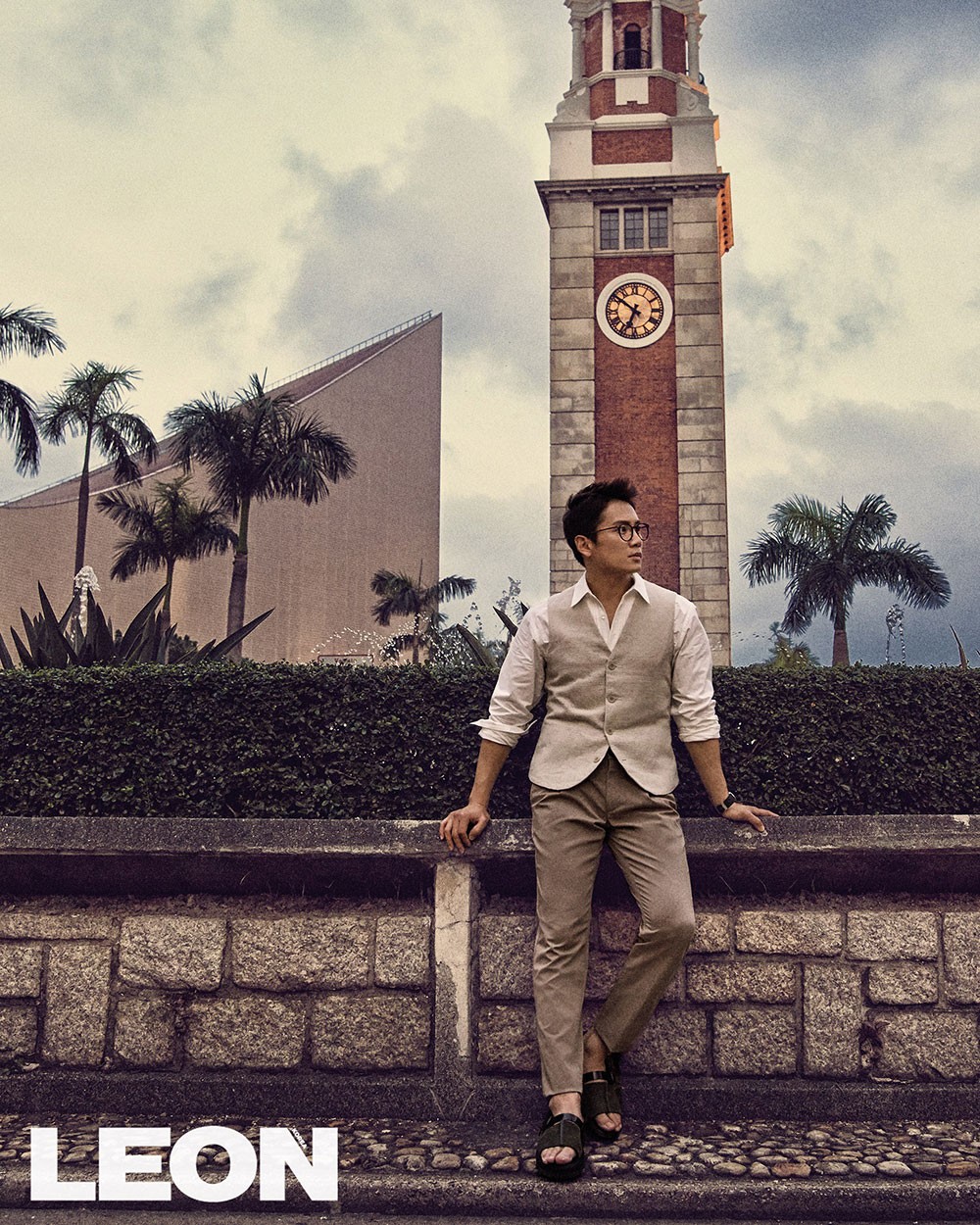 지성 레옹 화보 고화질 사진