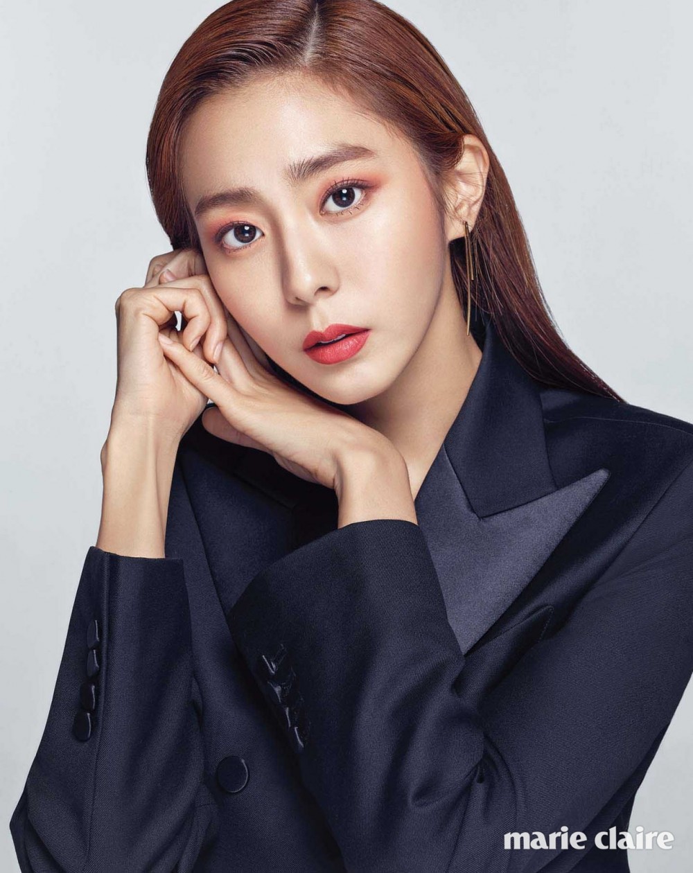 유이 마리끌레르 화보 고화질 사진