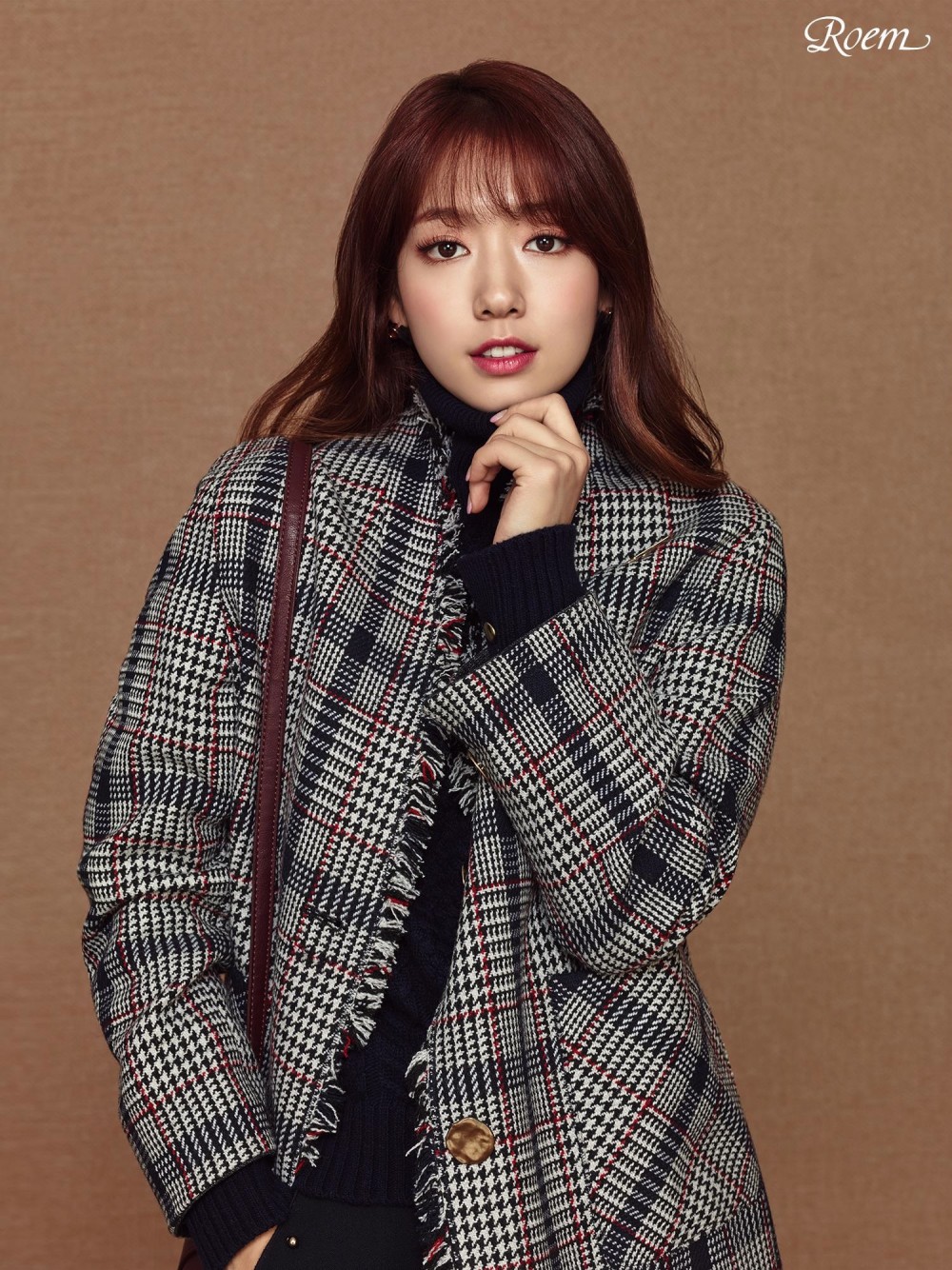 박신혜 로엠 화보 고화질 사진