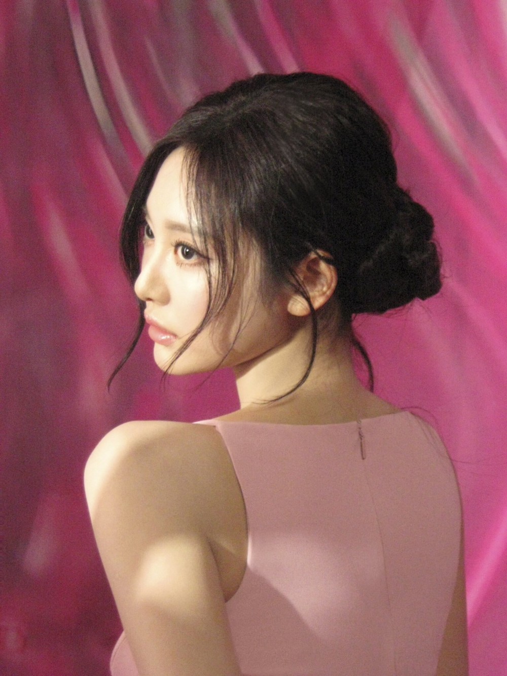 닝닝 베르사체 화보 고화질 사진