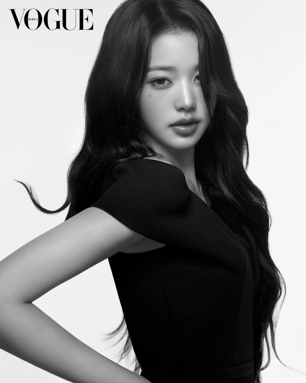 장원영 보그 화보 고화질 사진