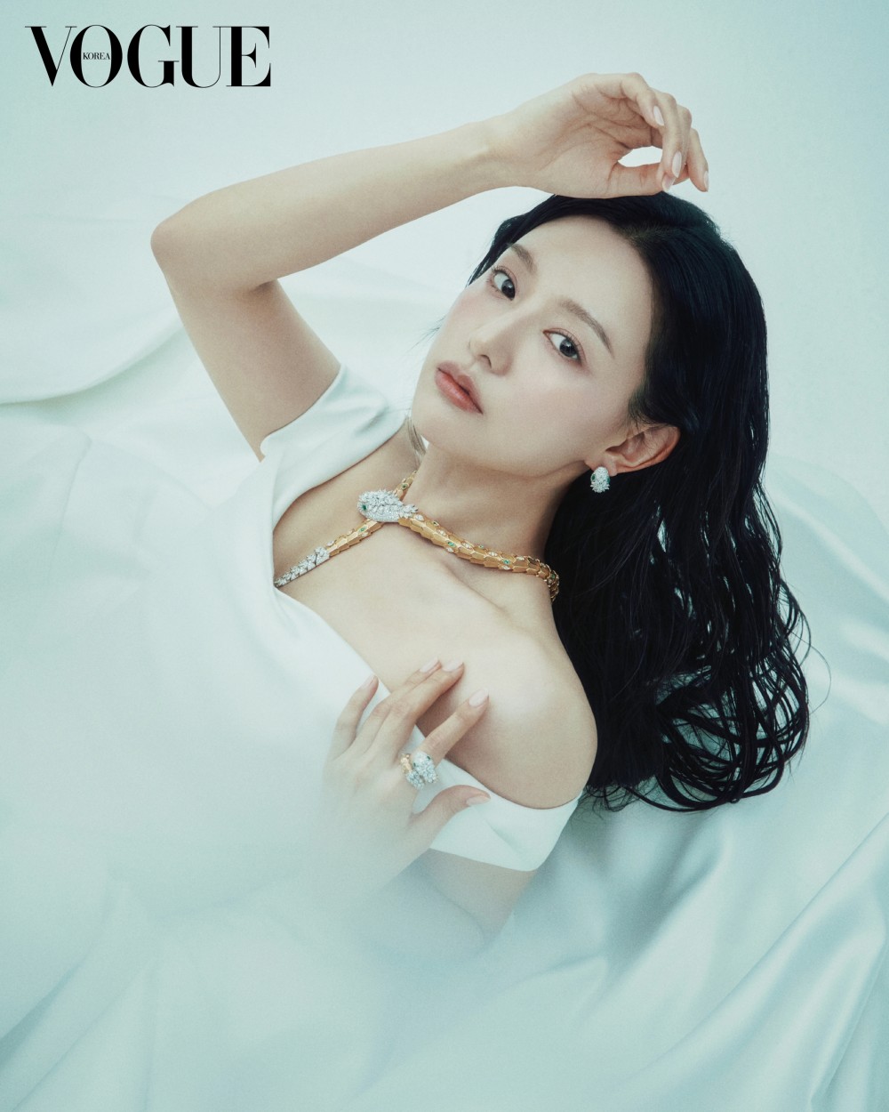 김지원 보그 화보 고화질 사진