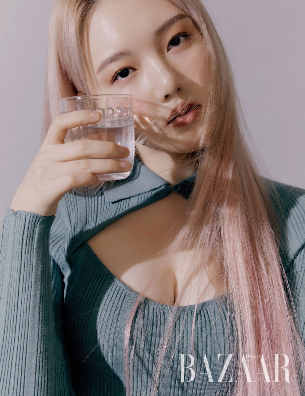 여자친구 바자 화보 고화질 사진