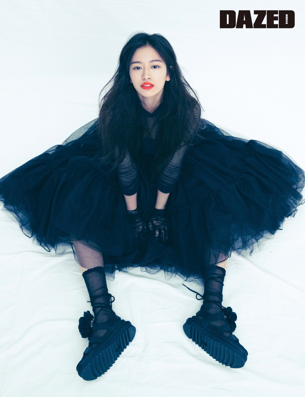 안유진 데이즈드 화보 고화질 사진