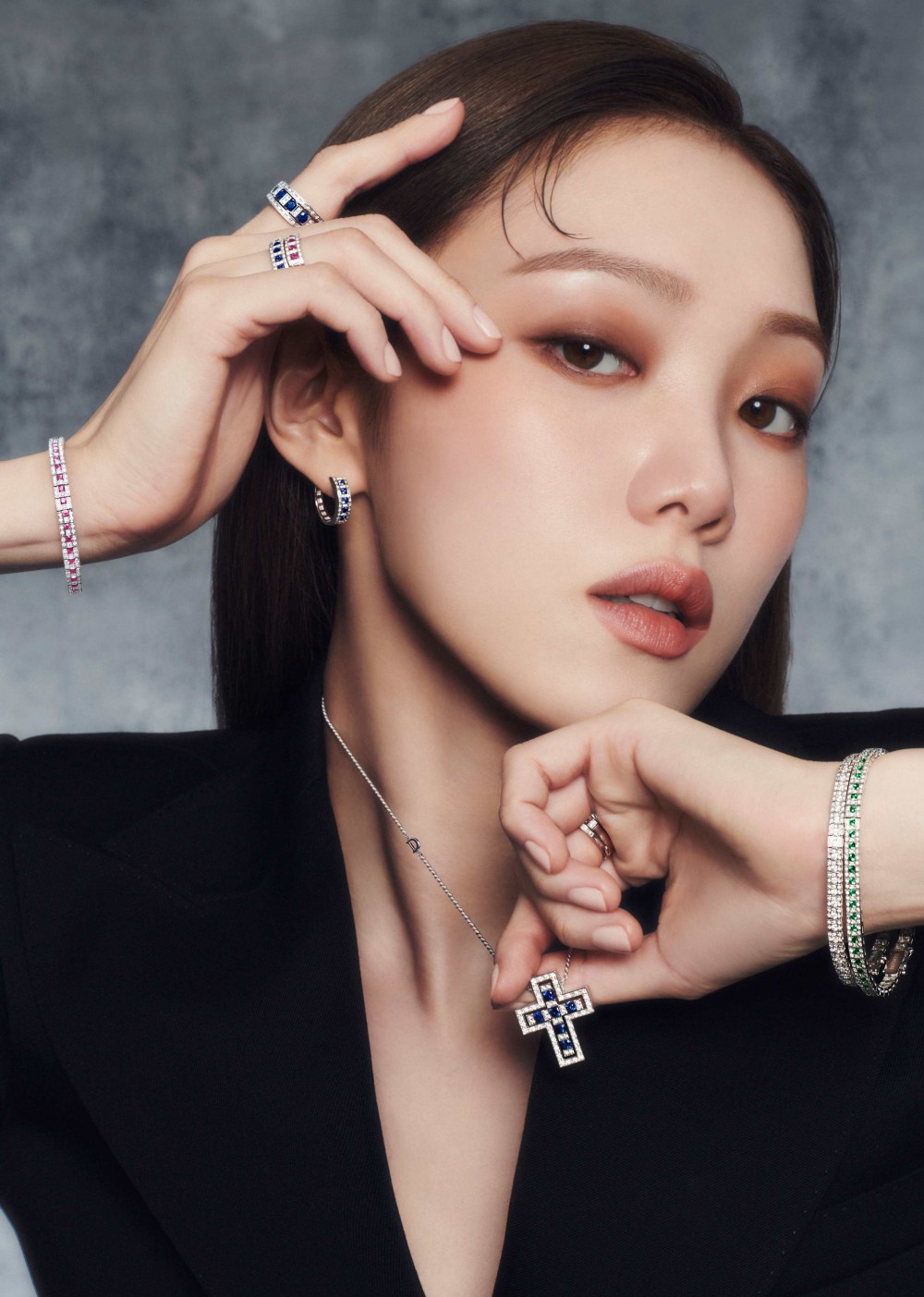 이성경 다미아니 화보 고화질 사진