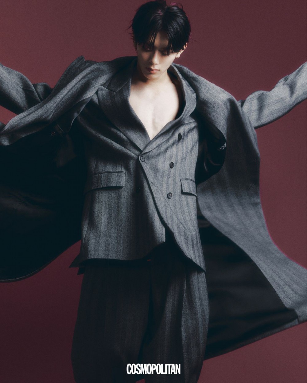 강민 코스모폴리탄 화보 고화질 사진