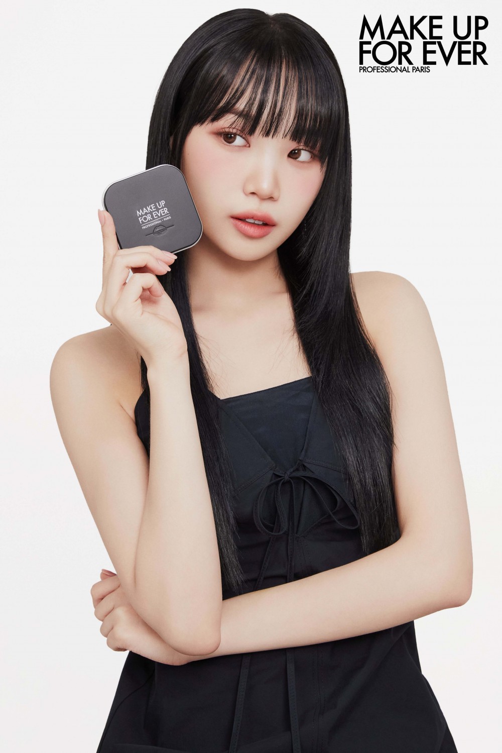 김채원 메이크업 포에버 화보 고화질 사진