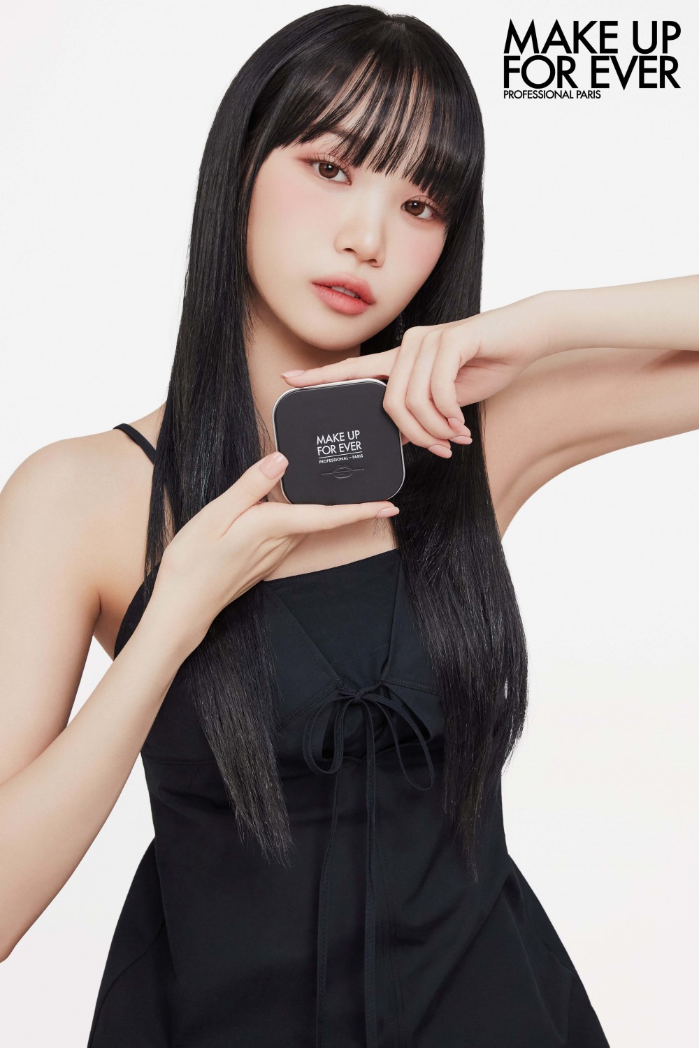 김채원 메이크업 포에버 화보 고화질 사진