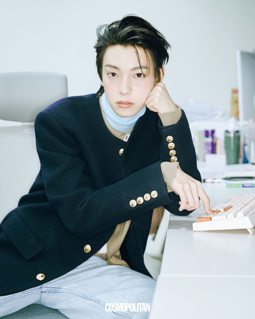 최립우 코스모폴리탄 화보 고화질 사진
