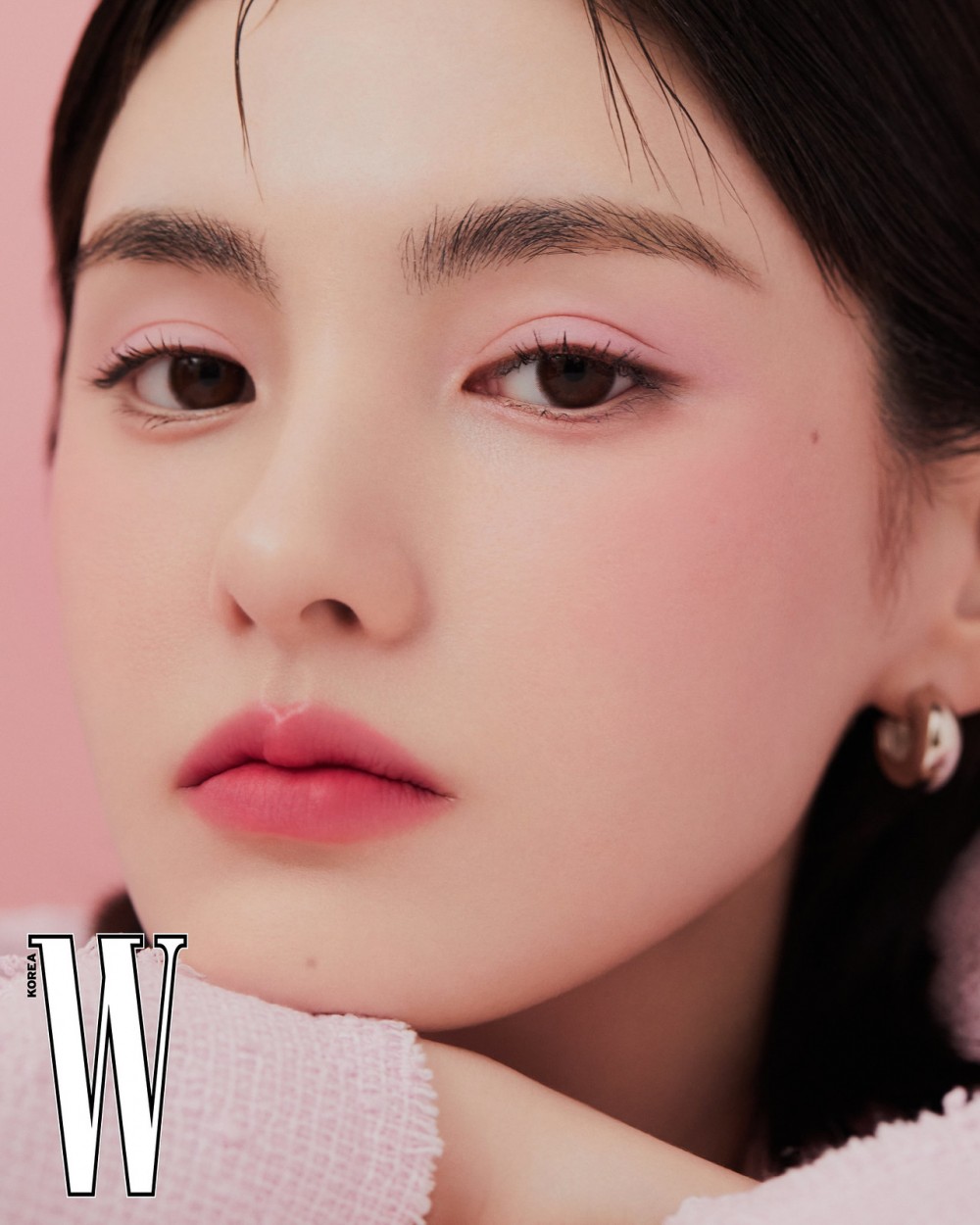 김용지 더블유 화보 고화질 사진