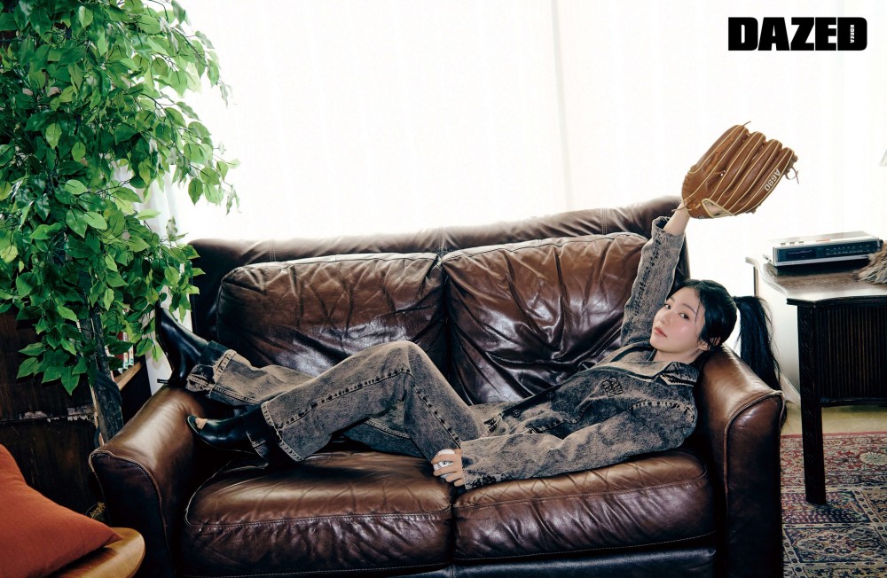 신예은 데이즈드 화보 고화질 사진
