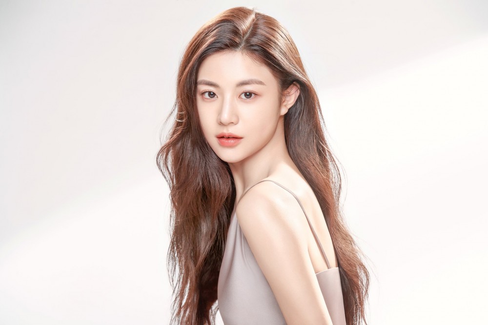 고윤정 연작 화보 고화질 사진