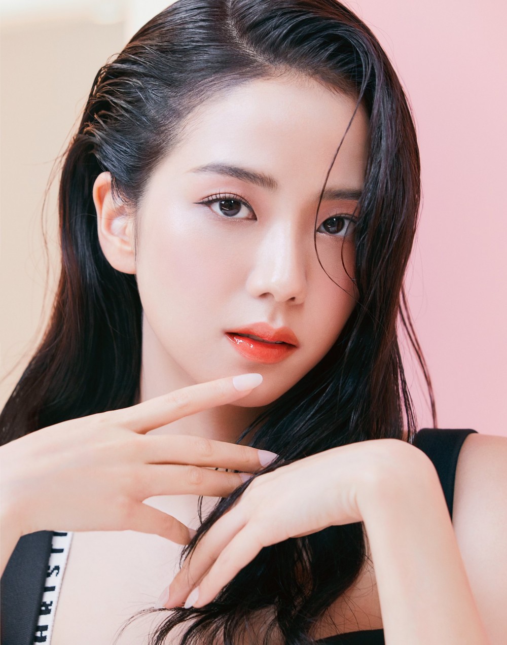 지수 디올 화보 고화질 사진