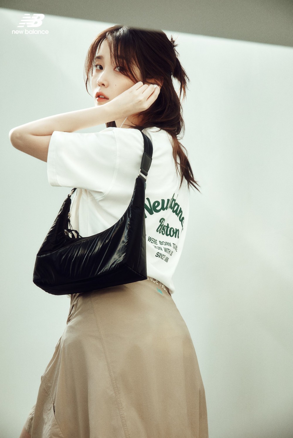 아이유 뉴발란스 화보 고화질 사진