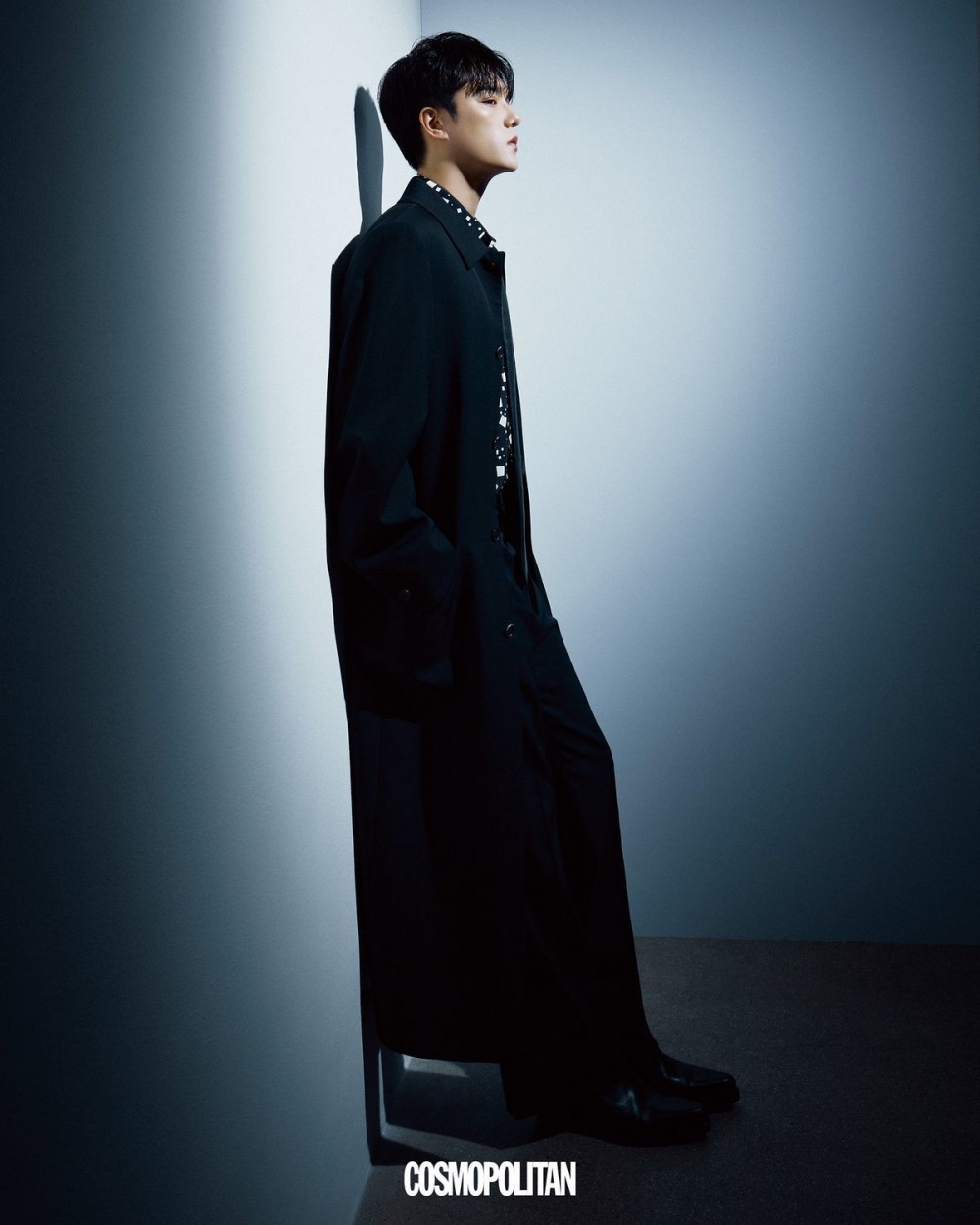 윤소호 코스모폴리탄 화보 고화질 사진