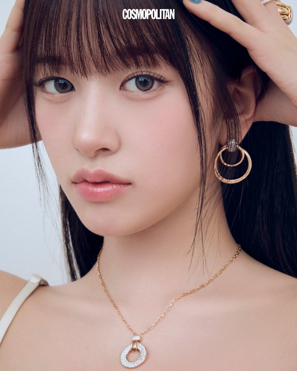 안유진 코스모폴리탄 화보 고화질 사진