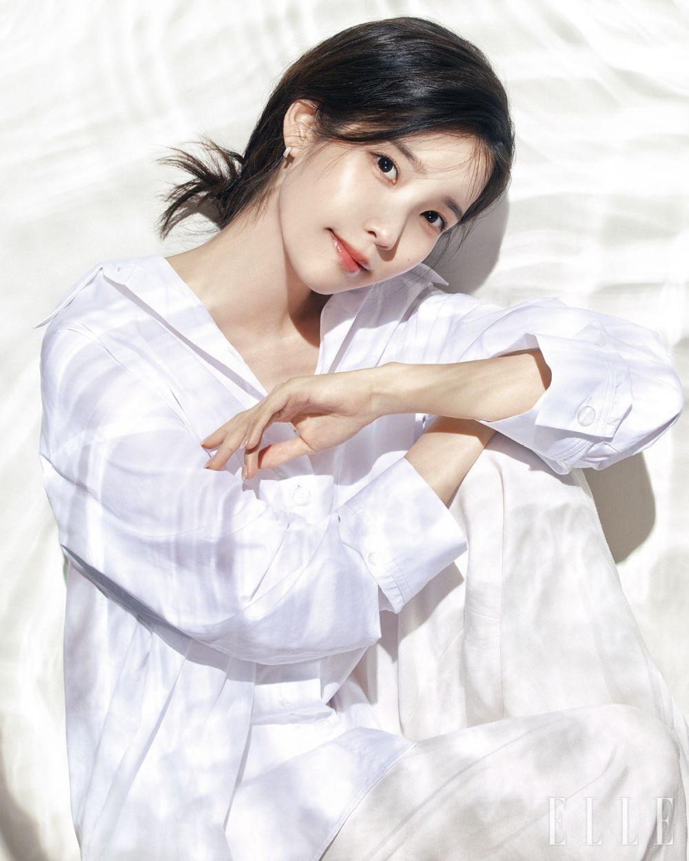 아이유 엘르 화보 고화질 사진