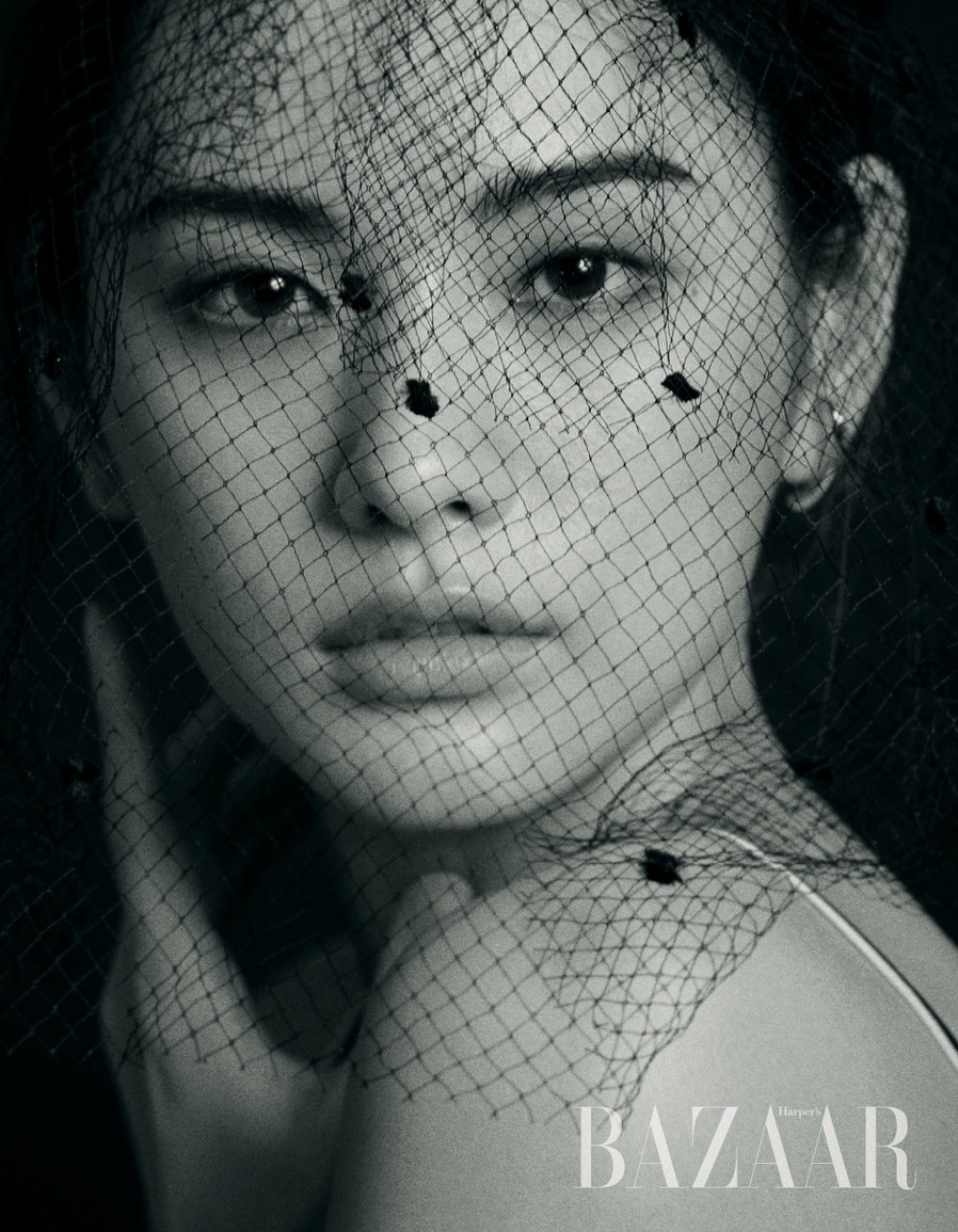 나나 바자 화보 고화질 사진