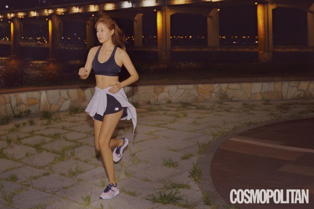 소유 코스모폴리탄 화보 고화질 사진